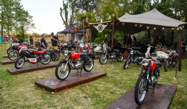 Se espera que haya 1.100 autos y motos clásicas en esta edición.