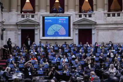 Se mantiene el veto al financiamiento univesitario