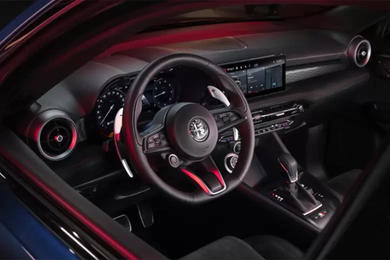 Comparte plataforma con el Jeep Compass y la RAM Rampage.
