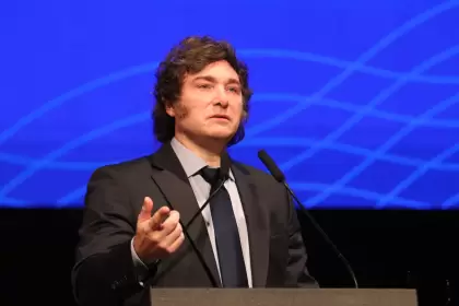 La imagen positiva se ubicó en 53,7%.