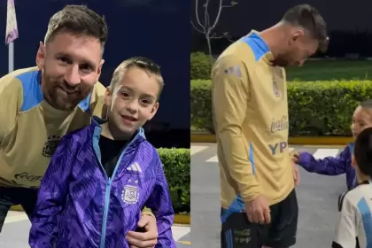 Messi protagonizó un divertido momento con un pequeño fanático de la Selección Argentina