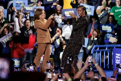 Trump y Harris (y Michelle Obama) realizan sus últimos esfuerzos en Michigan