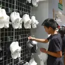 Prohíben las Crocs en las escuelas: por qué se tomó la medida y cómo impactará en la empresa