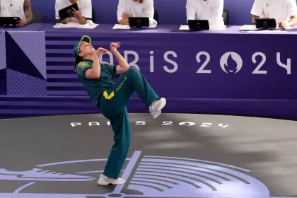 Rachael Gunn, también conocida como "Raygun", fuel el blanco de críticas en los Juegos Olímpicos de París 2024