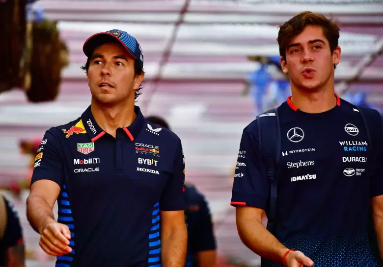 checo pérez y colapinto