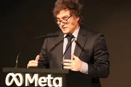 Javier Milei reveló que hubo contactos entre Elon Musk y Stuzenegger