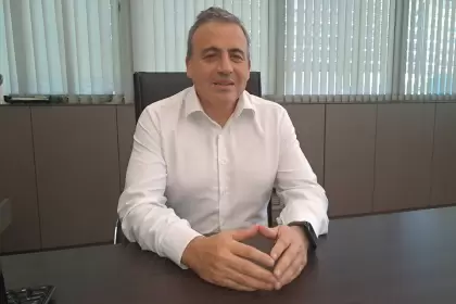 Vega: ""Este tipo de obras contribuye al fortalecimiento del sistema eléctrico en la provincia no sólo en distribución sino también en transporte".