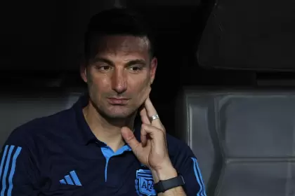 Scaloni tendrá que elegir un nuevo portador de la cinta de capitán Ecuador