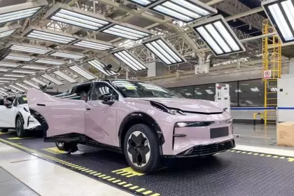 China: la producción de autos electrificados superó las 10 millones de unidades anuales y amenaza al mundo