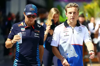 Sergio "Checo" Pérez junto a Liam Lawson reemplazará