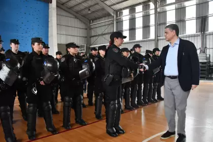 Macri creó un cuerpo especial de mujeres para intervenir manifestaciones protagonizdas por madres con sus chicos