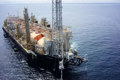 La instalación de una planta flotante de Gas Natural Licuado (GNL) en el Golfo de San Matías, a cargo de Southern Energy es uno de los proyectos