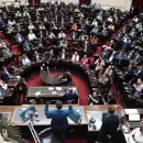 El oficialismo avanza con la reforma de la Ley de Glaciares, con menciones a Adorni en el recinto y protestas en la calle