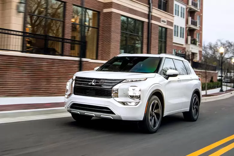 La Nueva Outlander viene importada desde Japón.
