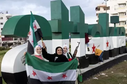 Tras la caída de Bashar al-Assad, crece la incertidumbre en Siria