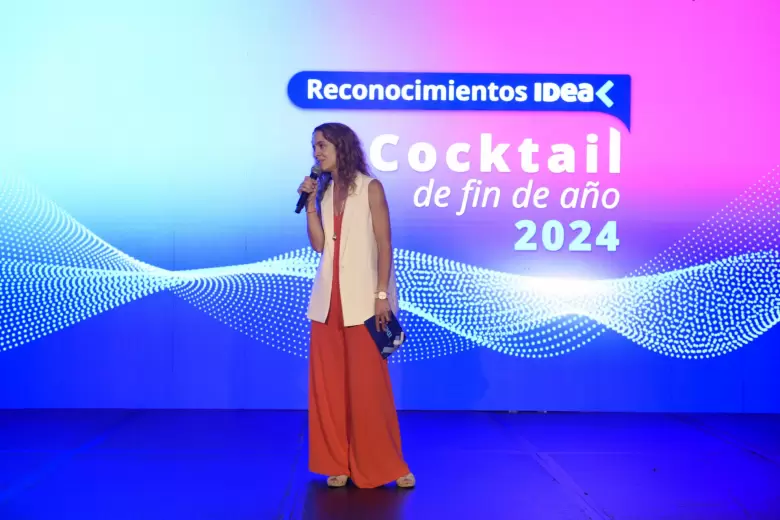 Luciana Paoletti tiene una trayectoria de más de 14 años en la institución y desde 2015 lidera el desarrollo del Coloquio.