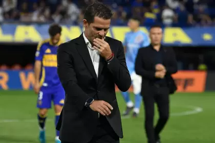 Gago se quedó sin muchas variantes en la defensa