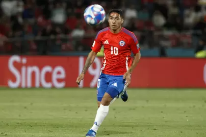 Cabral fue convocado por Ricardo Gareca a la Selección de Chile y se dio el lujo de llevar la camiseta N°10