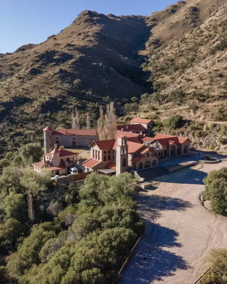 10 lugares INCREÍBLES e IMPERDIBLES de Argentina para visitar en 2025