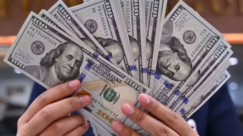 Dólar