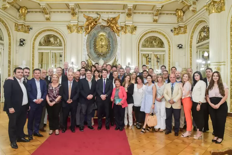 Así recibía Nicolás Posse (ex jefe de Gobierno) al cuerpo original de legisladores de La Libertad Avanza en marzo de 2024
