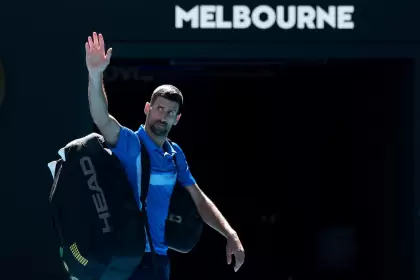 Djokovic no pudo continuar el partido por un problema físico.