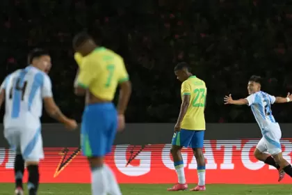 Argentina se impuso por 6-0 a Brasil en la primera fecha del Grupo B del Sudamericano Sub-20