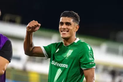 Nasif, el delantero del momento en Argentina.