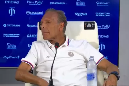 Russo vivió una incómoda situación en las entrañas del estadio de Gimnasia