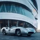 Un millonario anónimo pagó una cifra inédita por un icónico auto que manejó Juan Manuel Fangio en la Fórmula 1