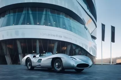 Con este auto Fangio logró el tercero de sus cinco títulos en la Fórmula 1