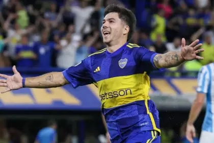 Blondel disputó 22 partidos y anotó cuatro goles con la camiseta de Boca