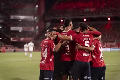 Independiente buscará retomar el liderazgo en su zona ante un rival que no conoce la victoria.