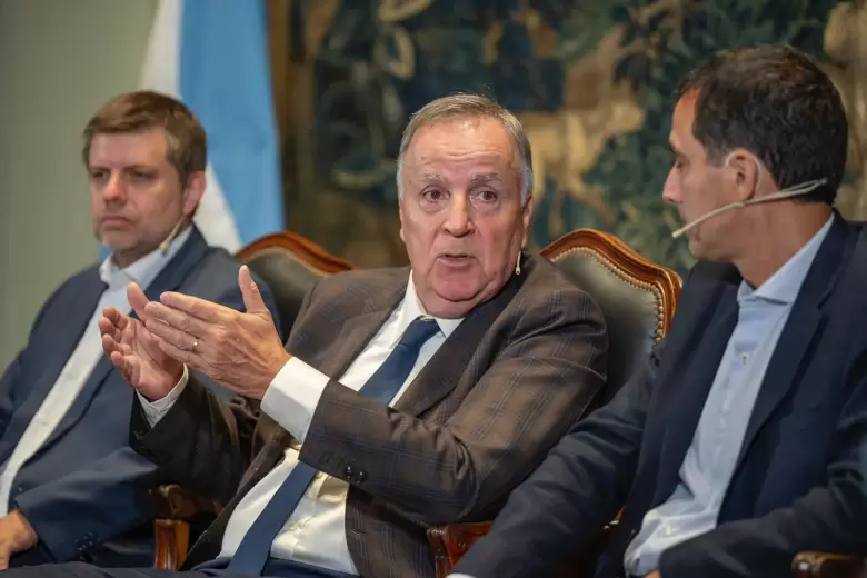 Daniel Tillard, presidente del principal banco del país.