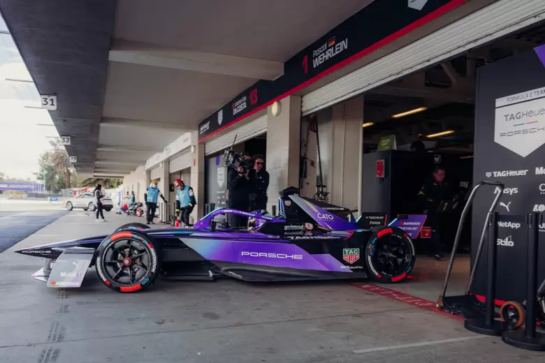 El Porsche 99X Electric de Fórmula E cuenta con uno de los sistemas de propulsión eléctricos más eficientes del mundo.