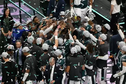 Los Philadelphia Eagles aplastaron 40-22 a los Kansas City Chiefs y se consagraron campeones del Super Bowl 2025