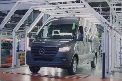 Mercedes-Benz mantiene los precios por tercer mes consecutivo
