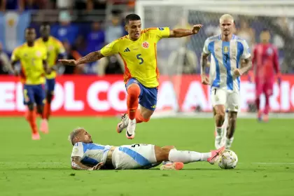 Castaño es el "5" de la Selección de Colombia, que dirige el argentino Néstor Lorenzo