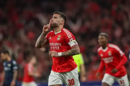 Nicolás Otamendi, campeón del mundo en Qatar 2022 y bicampeón de América con Argentina, irá de arranque en Benfica
