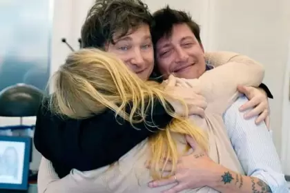 Karina Milei, Javier Milei y Santiago Caputo