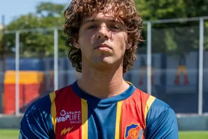 Maratea jugará en la Reserva de Colegiales