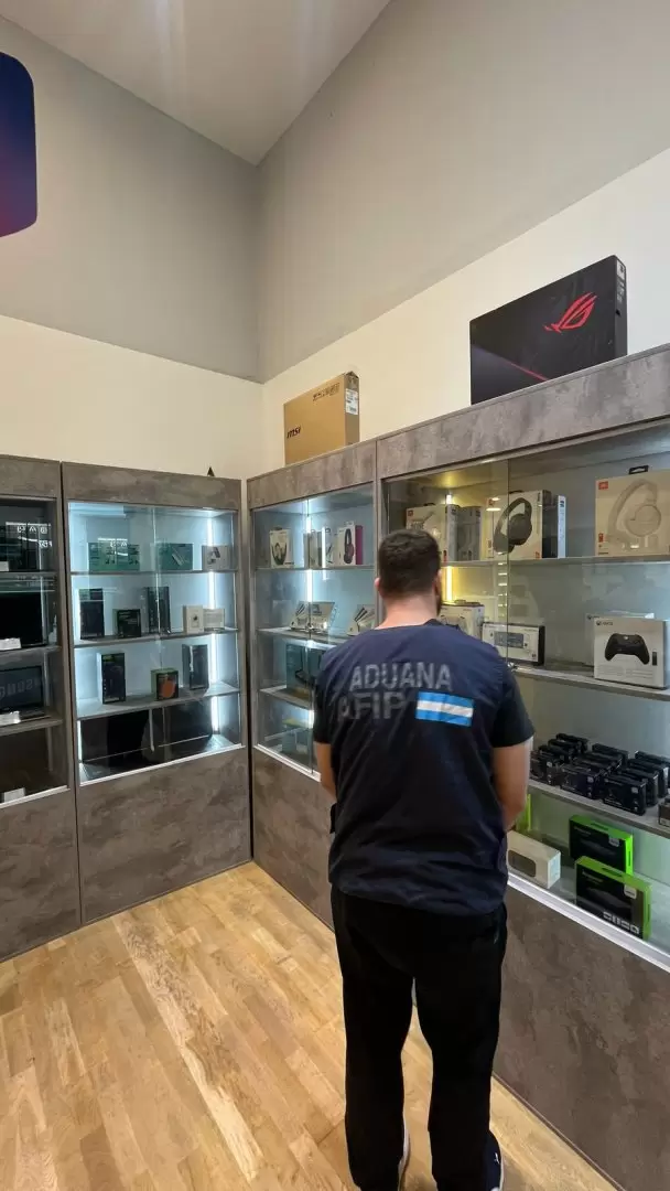 Aduana realizó masivos secuestros de productos de tecnología por irregularidades
