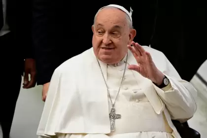 El Papa Francisco sigue en estado crítico