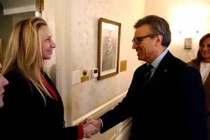 Karina, con el presidente y CEO del Business Council of Canada, Goldy Hyder