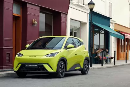 Ya se pueden importar autos eléctricos baratos, incluso de manera particular