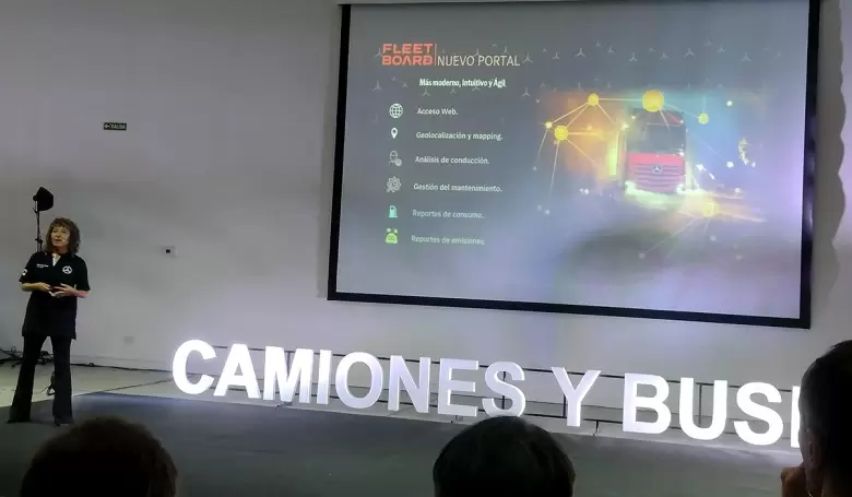 Mercedes-Benz Camiones anunció el nuevo portal FleetBoard, el servicio de gestión de flota digital personalizado.