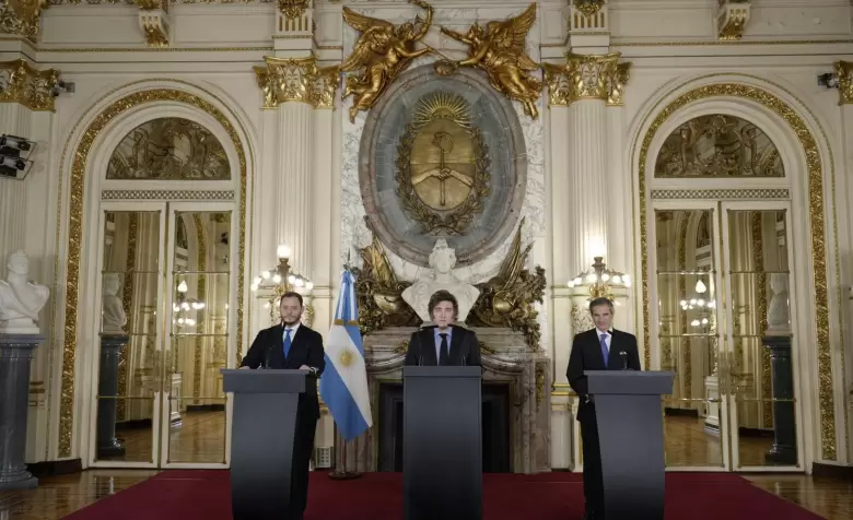 Reidel, Milei y Rafael Grossi