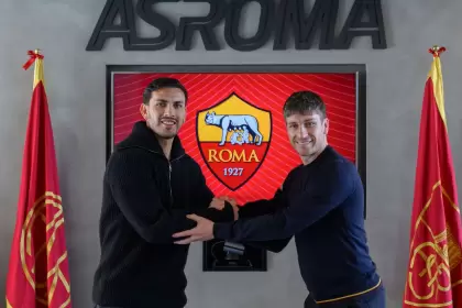 Paredes renovó su contrato con la Roma.