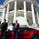 Escándalo en el Gobierno de Trump: el presidente le hizo un chivo a Tesla y Kennedy hizo lo propio con una cadena de comida rápida