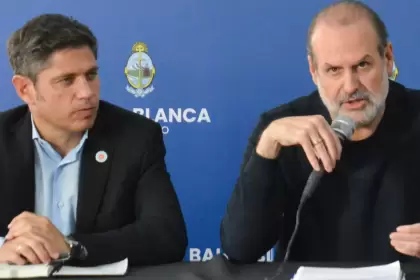 Kicillof dice que el intendente "se quedó corto" y que la reconstrucción costará mucho más de $ 400.000 millones